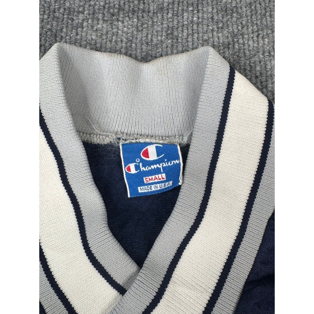 Vintage Champion USA V-Neck Pullover Windbreaker Navy White Trim Size Small 90s - Picture 14 of 16